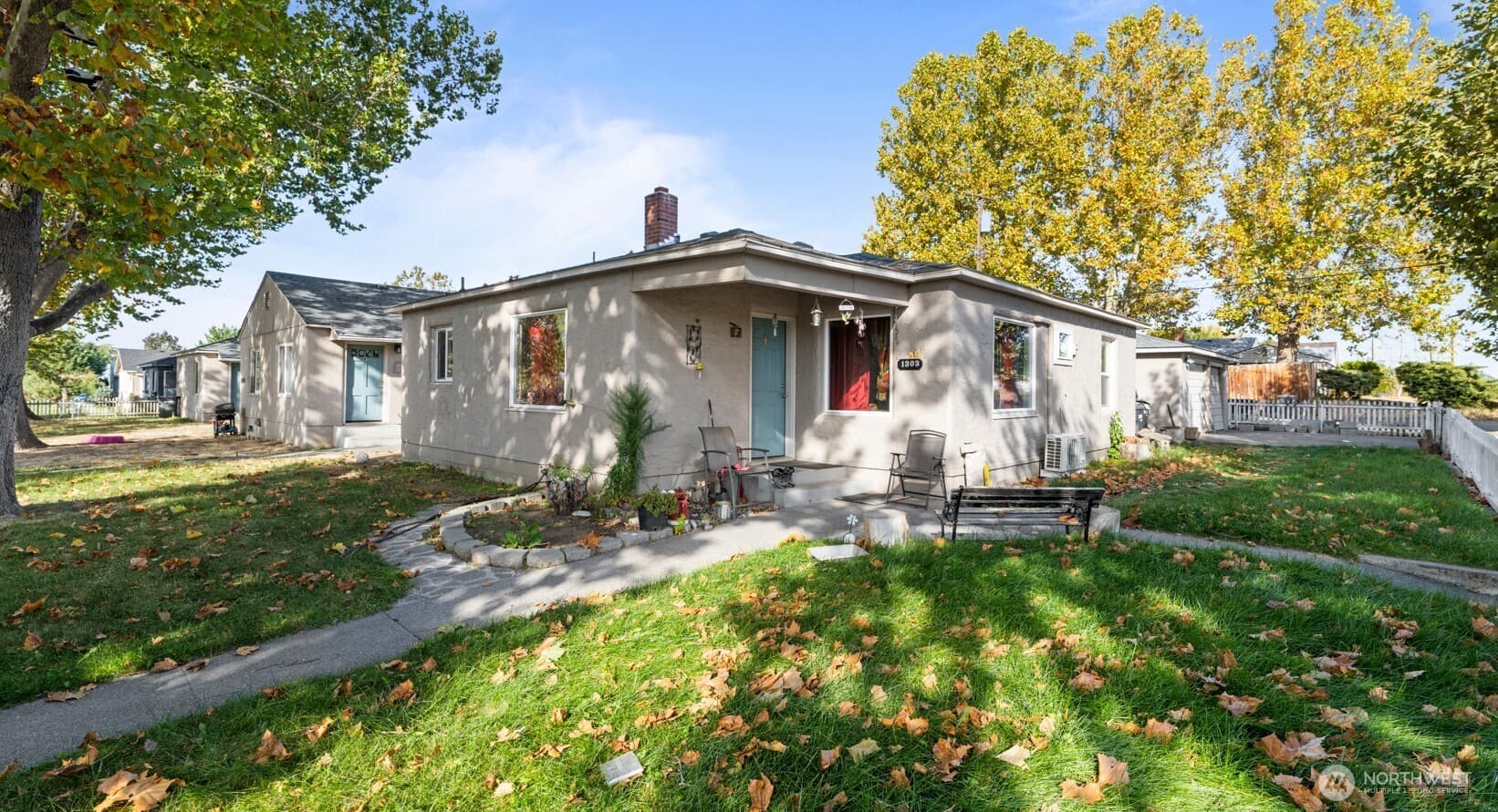 1311 Shoshone Street — photo 1 of 8