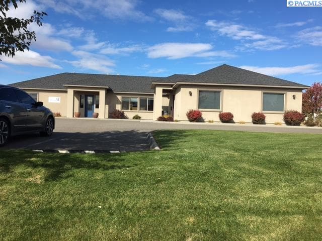 2381 Robertson Dr — photo 1 of 5