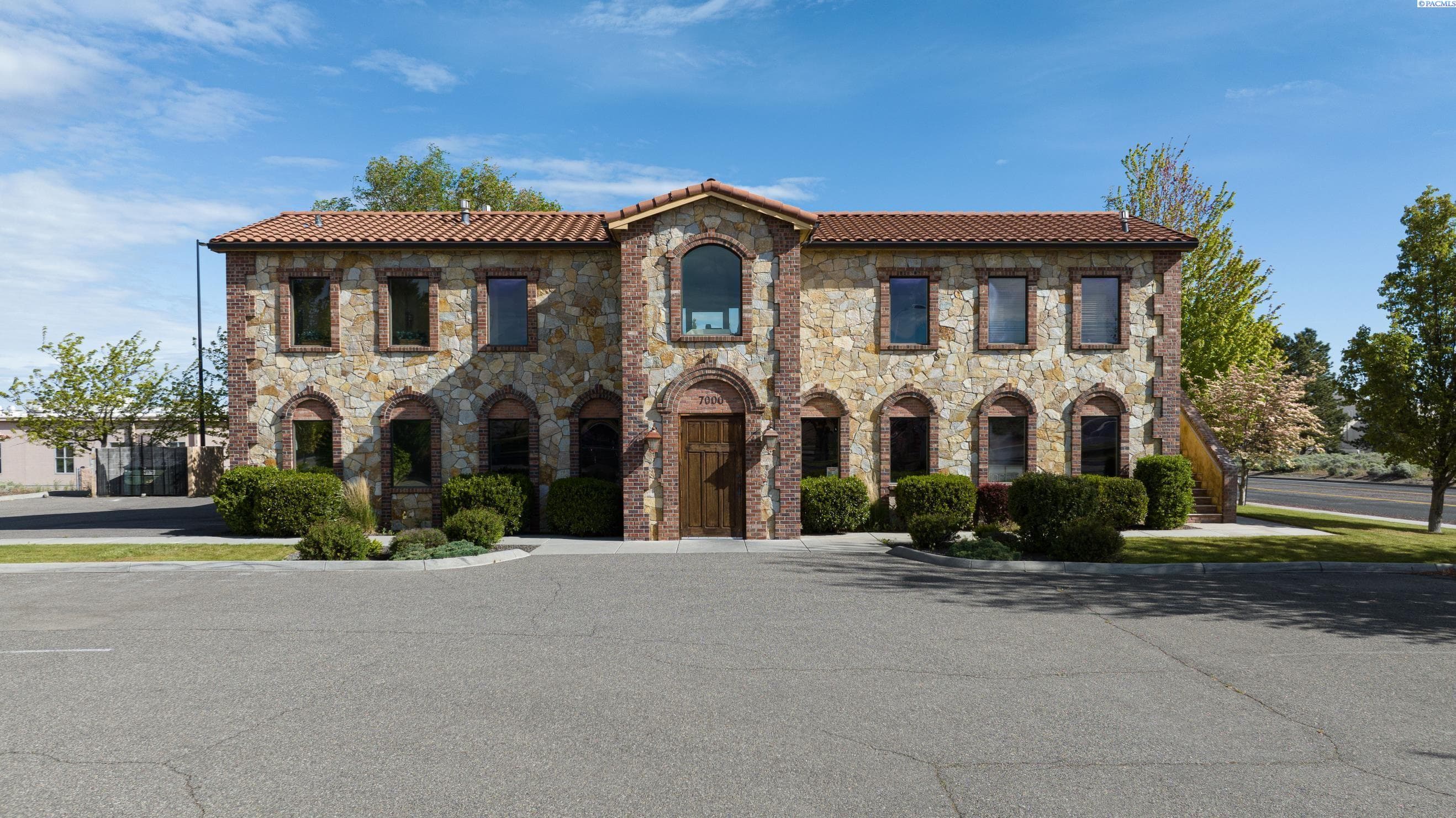 7000 Okanogan Place