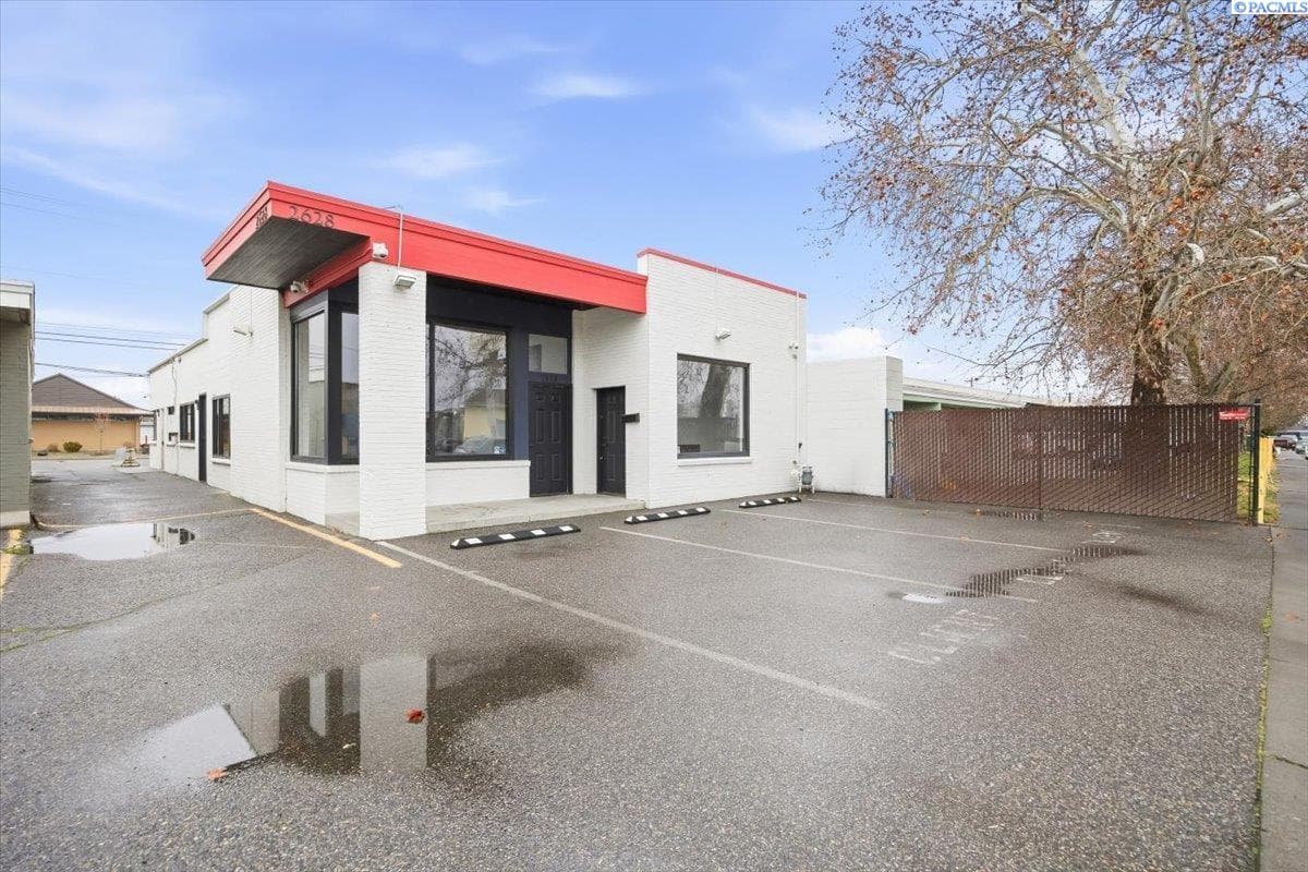 2628 Brueneau Pl