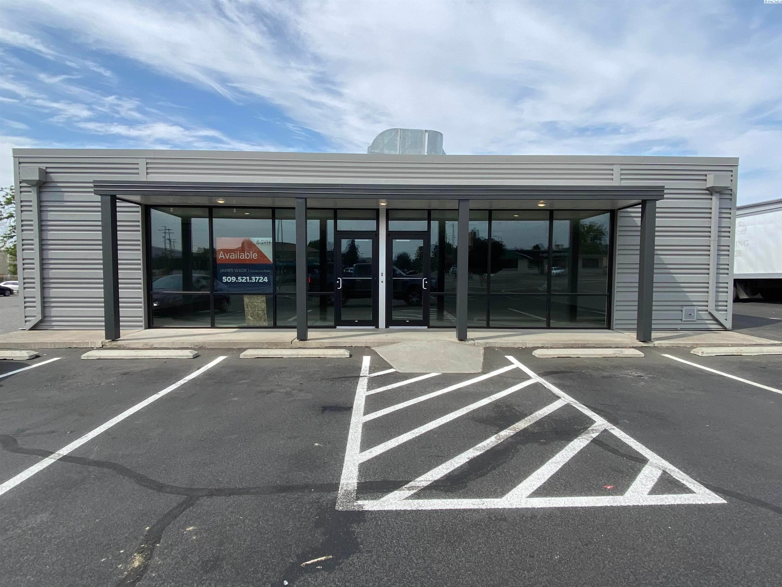1022 Lee Blvd — photo 1 of 4
