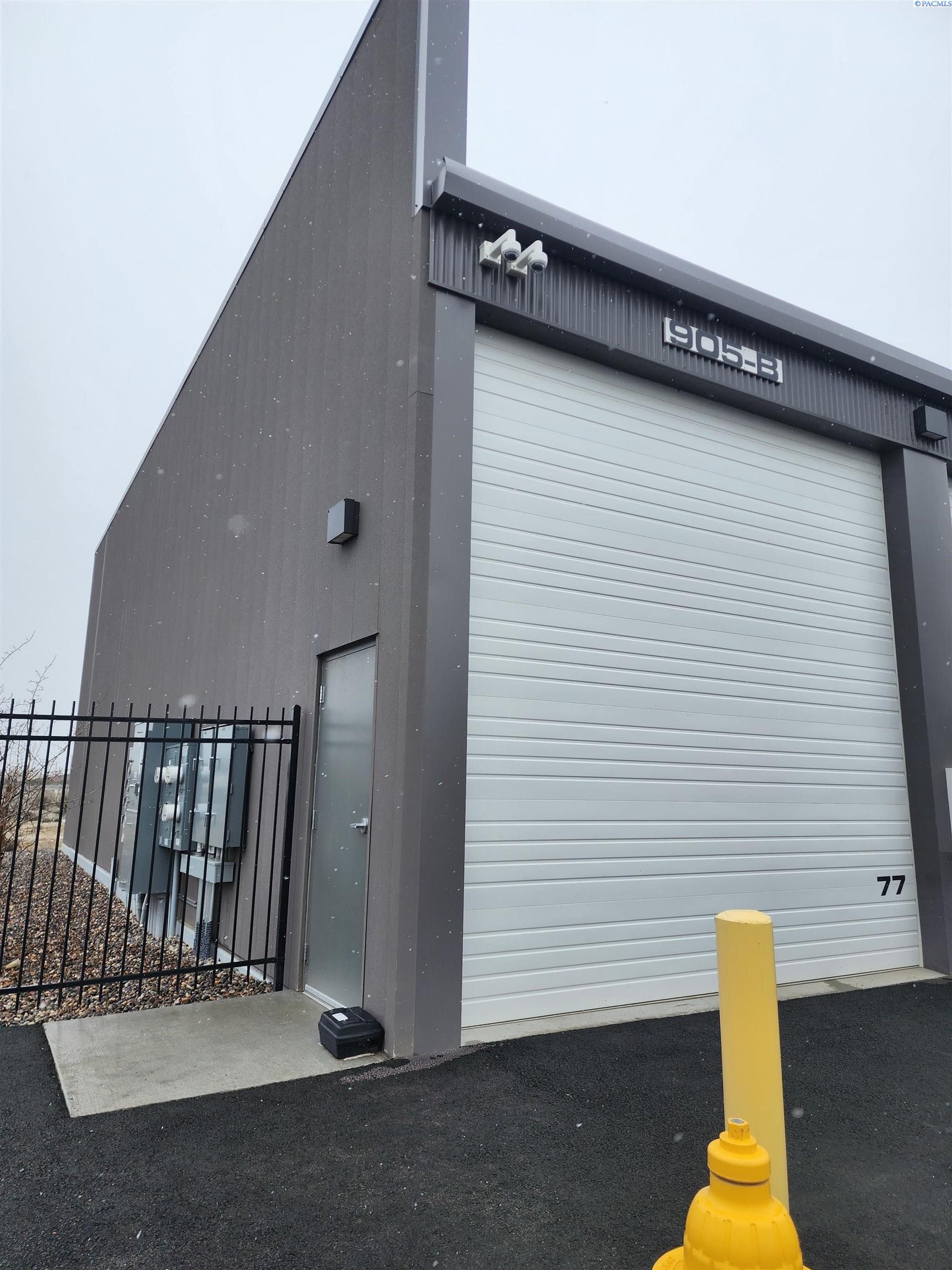 903 Curie St — photo 1 of 13