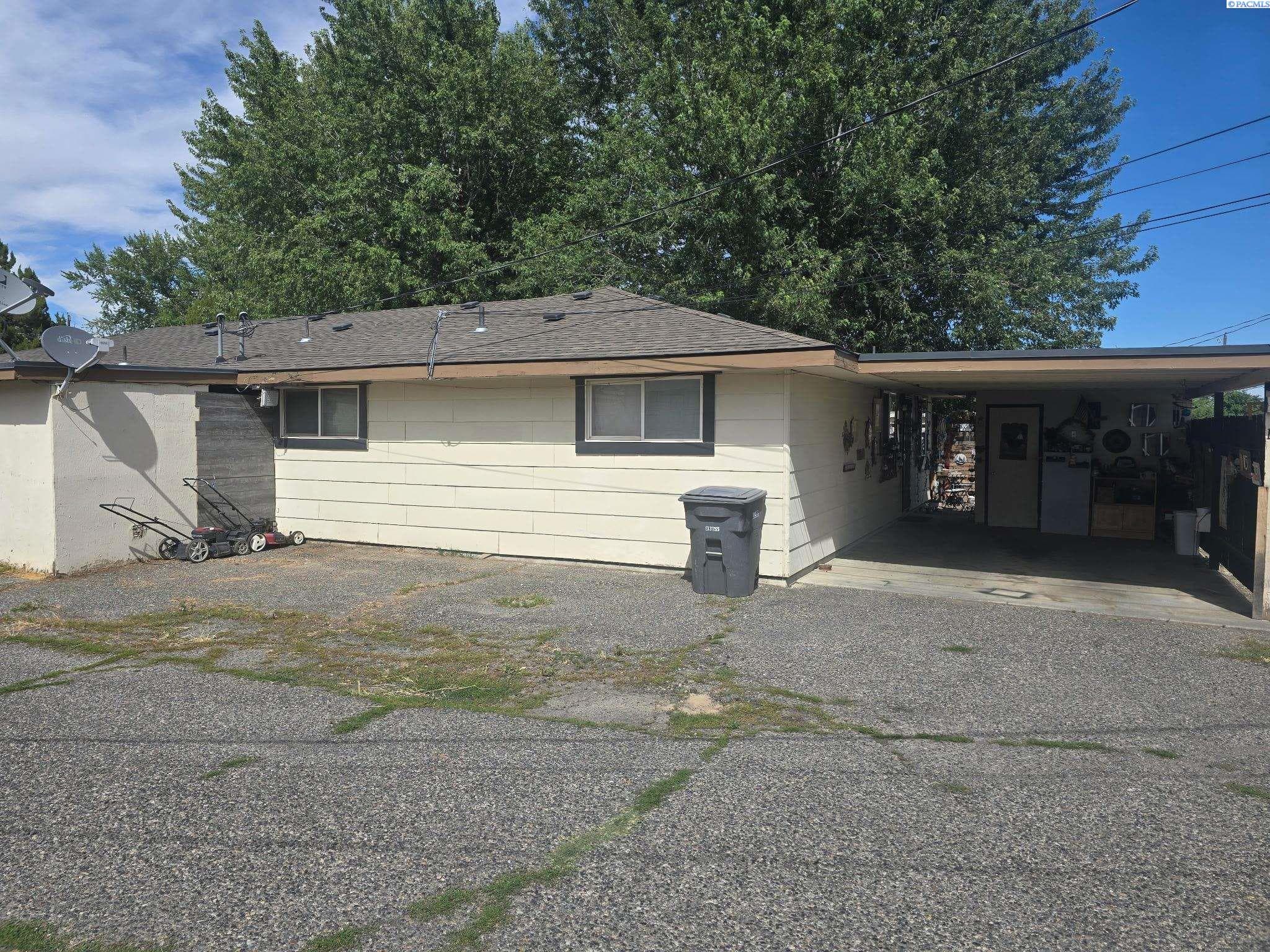 1701 5th ave