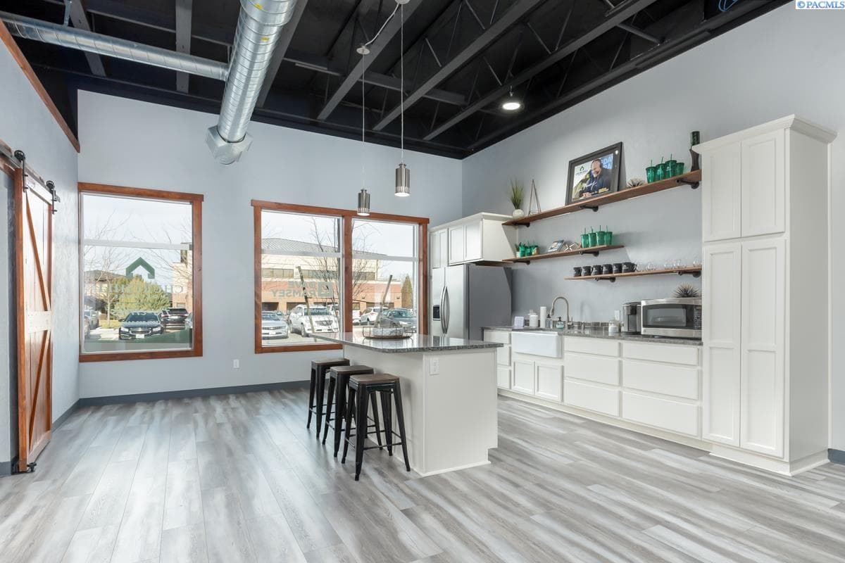 8109 Grandridge Blvd — photo 1 of 7